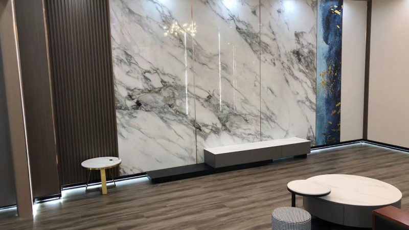 厨房防水施工主要包括以下步骤：